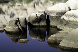 joshua tree blue pool photo by la marler